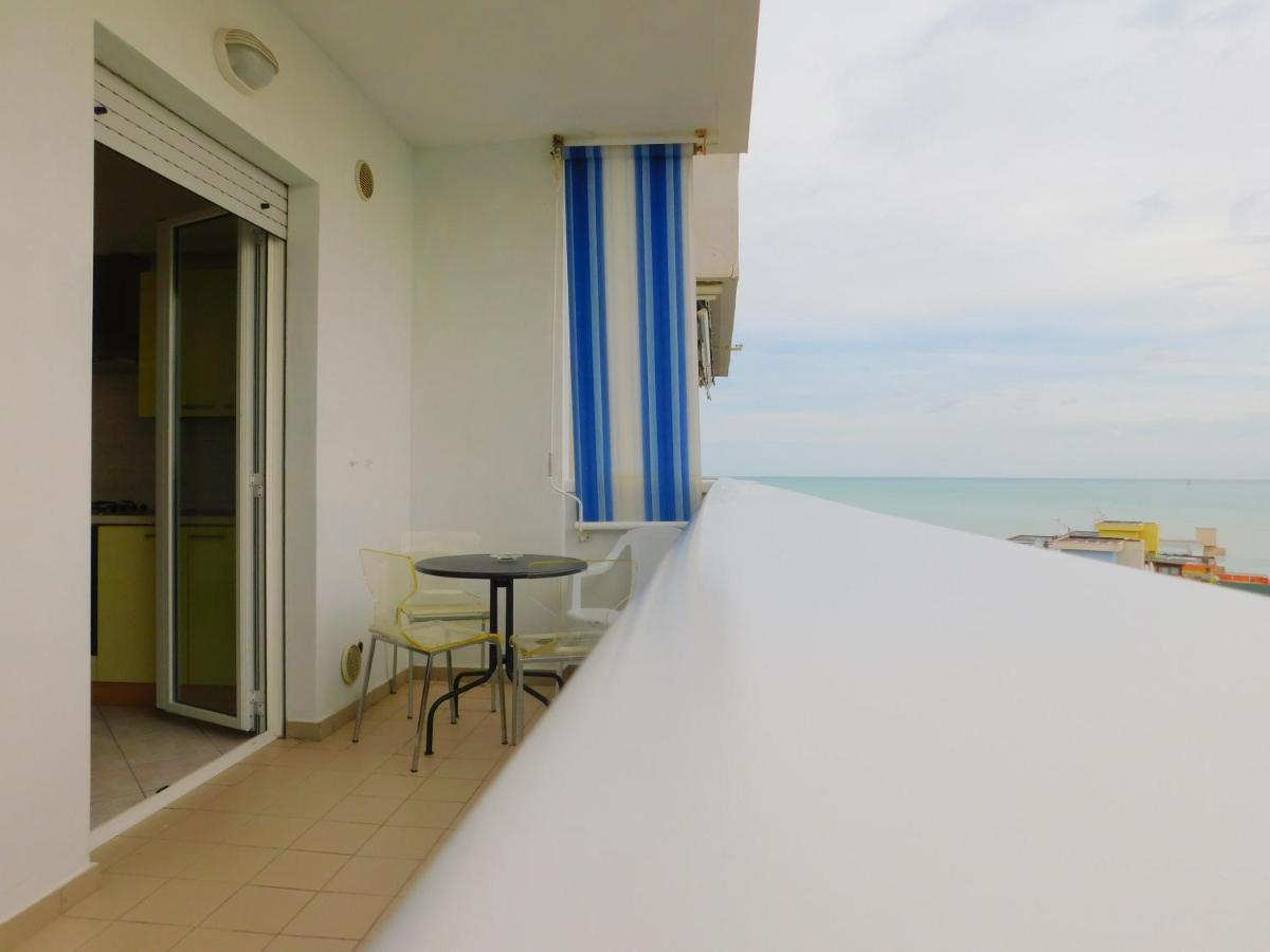 Punto Di Osservazione Lido di Fermo Bagian luar foto