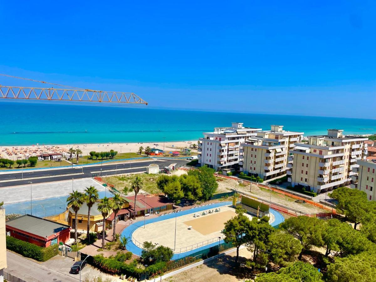Punto Di Osservazione Lido di Fermo Bagian luar foto